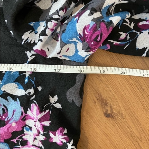 Torrid Black Floral Georgette Flutter Sleeve Mini Dress Size 10 - Picture 11 of 13